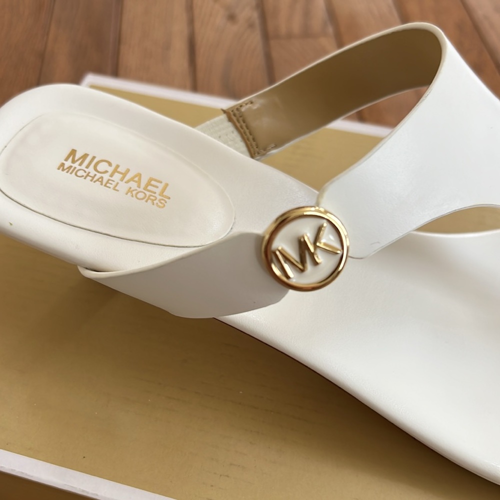 Michael Kors Lucinda Kitten-Heel Sandals - Picture 5 of 7